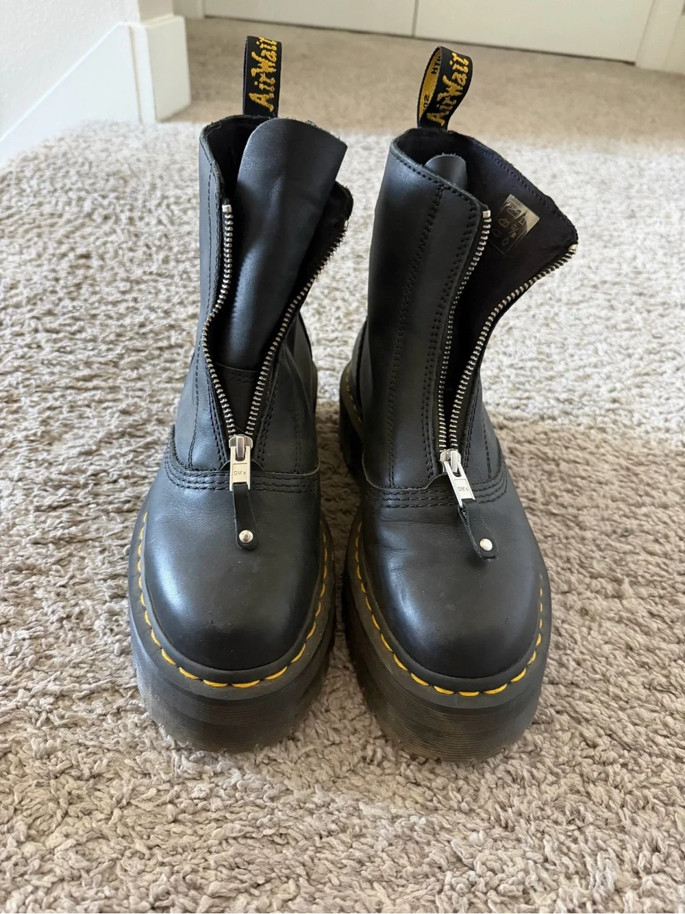 Dr. Martens Womens Jetta Sendal Leather boot